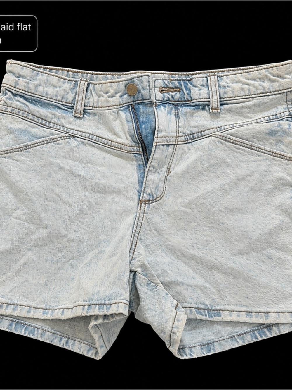 NWT Universal Thread High Rise Midi Denim Shorts Light Wash Size 8/29